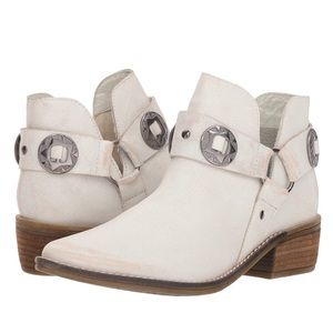 Chinese Laundry Women’s Austin Boots Sz 8